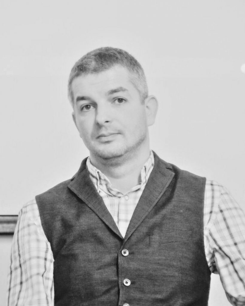 Szálinger Balázs